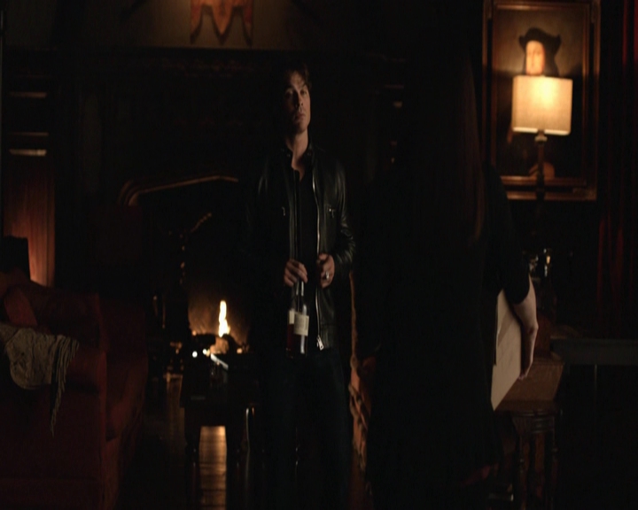 VampireDiariesWorld-dot-nl_7x01DayOneOfTwentyThousandGiveOrTake-deletedscenes0059.jpg