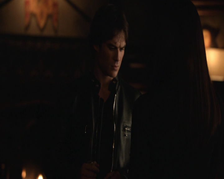 VampireDiariesWorld-dot-nl_7x01DayOneOfTwentyThousandGiveOrTake-deletedscenes0063.jpg