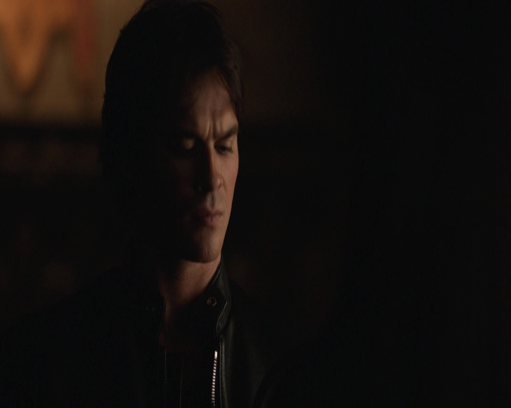 VampireDiariesWorld-dot-nl_7x01DayOneOfTwentyThousandGiveOrTake-deletedscenes0067.jpg