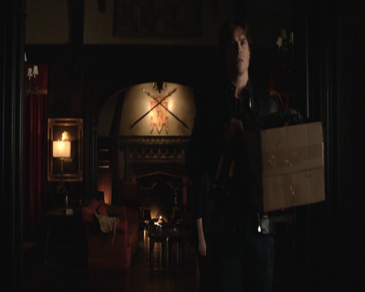 VampireDiariesWorld-dot-nl_7x01DayOneOfTwentyThousandGiveOrTake-deletedscenes0077.jpg