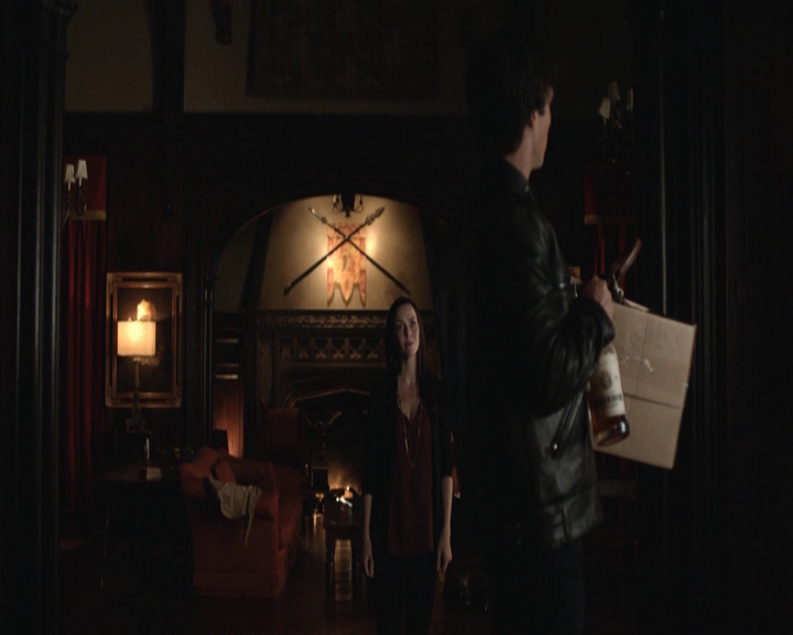 VampireDiariesWorld-dot-nl_7x01DayOneOfTwentyThousandGiveOrTake-deletedscenes0079.jpg