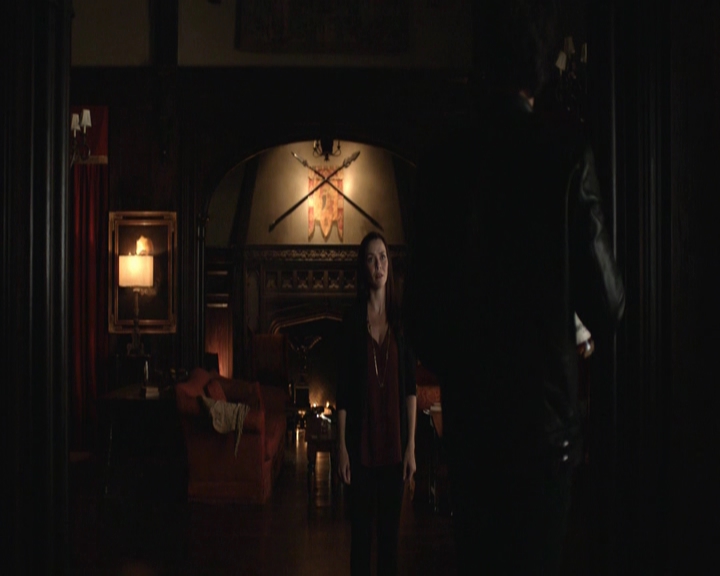 VampireDiariesWorld-dot-nl_7x01DayOneOfTwentyThousandGiveOrTake-deletedscenes0081.jpg