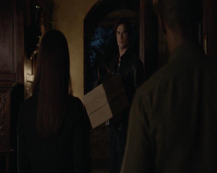 VampireDiariesWorld-dot-nl_7x01DayOneOfTwentyThousandGiveOrTake-deletedscenes0092.jpg