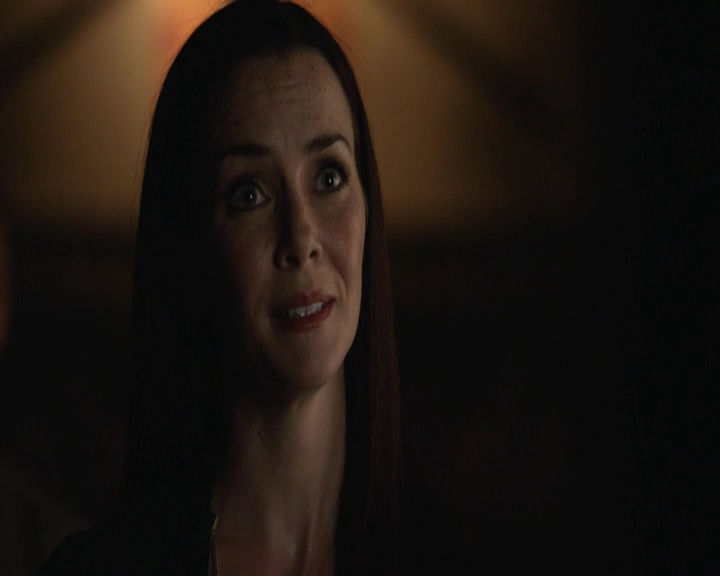 VampireDiariesWorld-dot-nl_7x01DayOneOfTwentyThousandGiveOrTake-deletedscenes0099.jpg