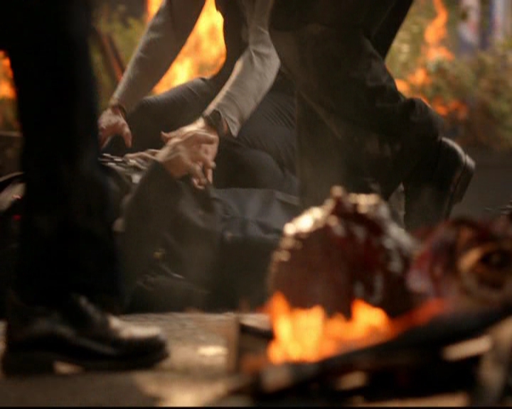 VampireDiariesWorld-dot-nl_7x01DayOneOfTwentyThousandGiveOrTake1303.jpg