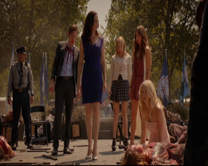 VampireDiariesWorld-dot-nl_7x01DayOneOfTwentyThousandGiveOrTake1378.jpg