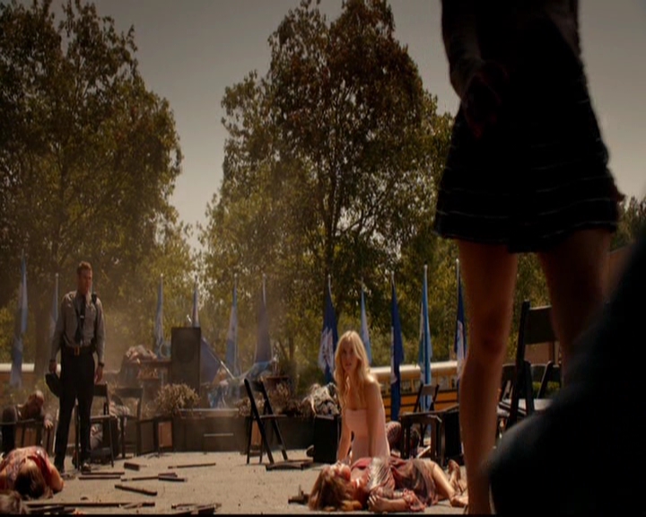 VampireDiariesWorld-dot-nl_7x01DayOneOfTwentyThousandGiveOrTake1392.jpg