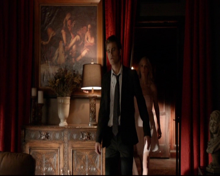 VampireDiariesWorld-dot-nl_7x01DayOneOfTwentyThousandGiveOrTake1403.jpg