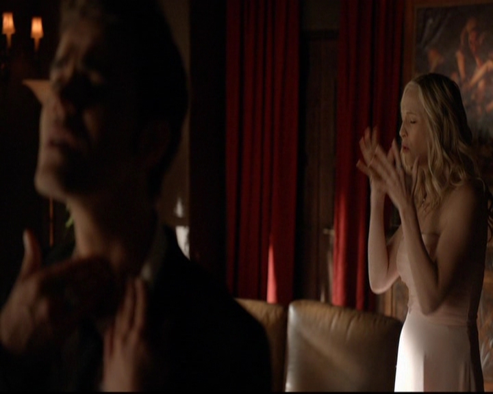 VampireDiariesWorld-dot-nl_7x01DayOneOfTwentyThousandGiveOrTake1409.jpg