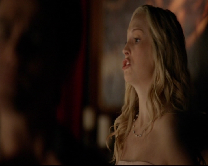 VampireDiariesWorld-dot-nl_7x01DayOneOfTwentyThousandGiveOrTake1414.jpg