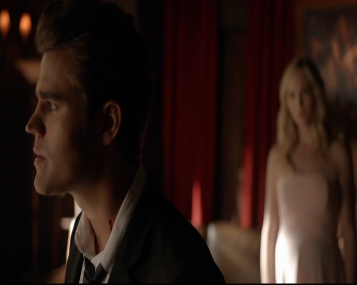 VampireDiariesWorld-dot-nl_7x01DayOneOfTwentyThousandGiveOrTake1418.jpg