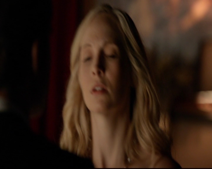 VampireDiariesWorld-dot-nl_7x01DayOneOfTwentyThousandGiveOrTake1424.jpg