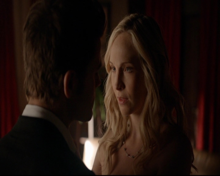 VampireDiariesWorld-dot-nl_7x01DayOneOfTwentyThousandGiveOrTake1431.jpg