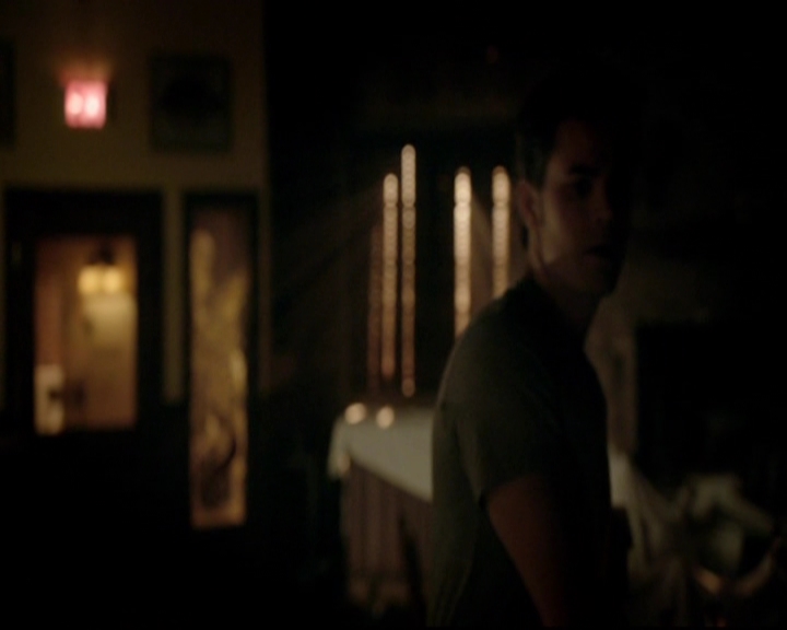 VampireDiariesWorld-dot-nl_7x01DayOneOfTwentyThousandGiveOrTake1609.jpg