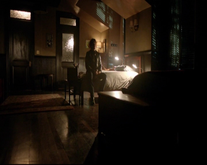 VampireDiariesWorld-dot-nl_7x01DayOneOfTwentyThousandGiveOrTake1795.jpg