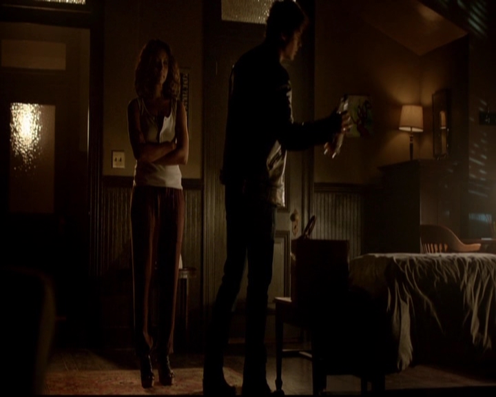 VampireDiariesWorld-dot-nl_7x01DayOneOfTwentyThousandGiveOrTake1858.jpg