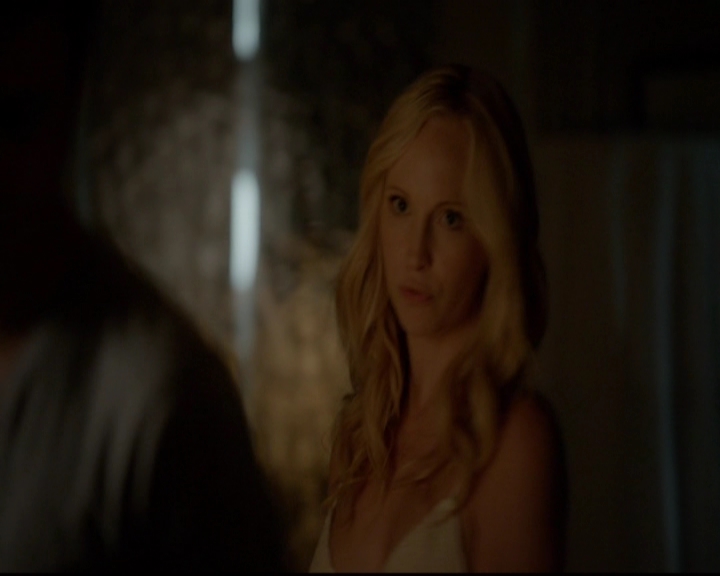 VampireDiariesWorld-dot-nl_7x01DayOneOfTwentyThousandGiveOrTake1943.jpg