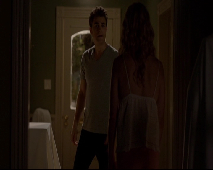 VampireDiariesWorld-dot-nl_7x01DayOneOfTwentyThousandGiveOrTake1967.jpg