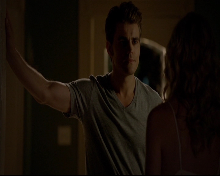 VampireDiariesWorld-dot-nl_7x01DayOneOfTwentyThousandGiveOrTake1984.jpg