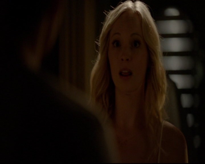 VampireDiariesWorld-dot-nl_7x01DayOneOfTwentyThousandGiveOrTake2022.jpg