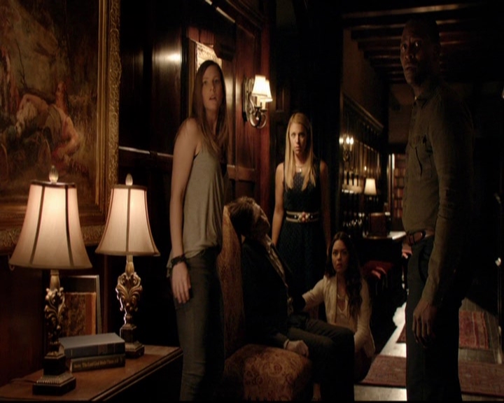 VampireDiariesWorld-dot-nl_7x01DayOneOfTwentyThousandGiveOrTake2140.jpg