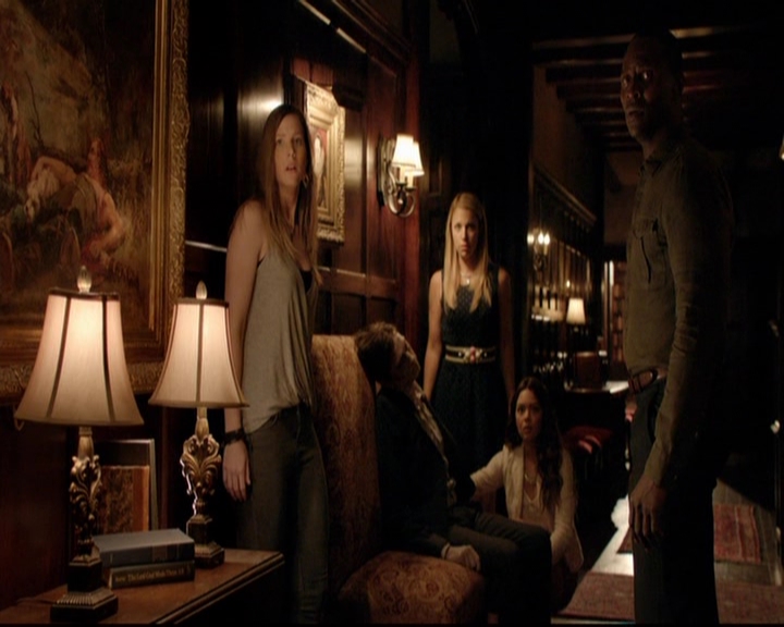 VampireDiariesWorld-dot-nl_7x01DayOneOfTwentyThousandGiveOrTake2141.jpg