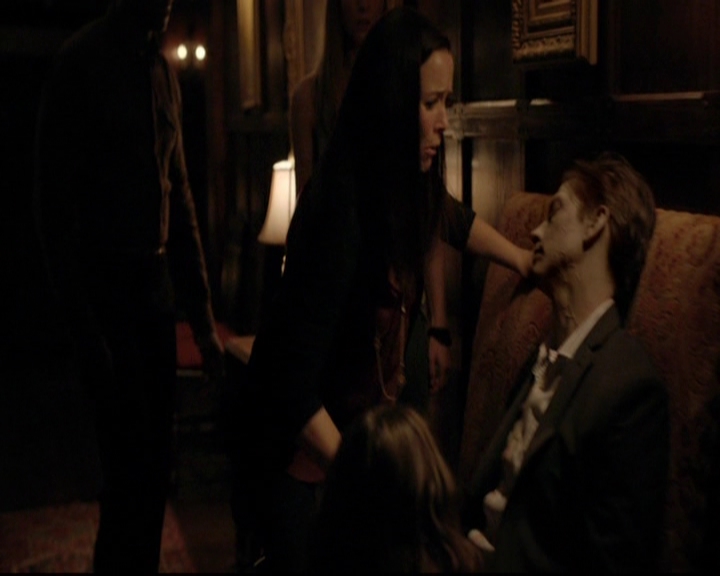 VampireDiariesWorld-dot-nl_7x01DayOneOfTwentyThousandGiveOrTake2148.jpg