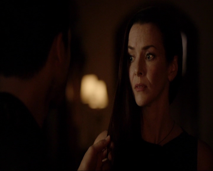 VampireDiariesWorld-dot-nl_7x02NeverLetMeGo2137.jpg