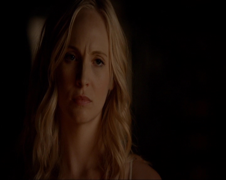 VampireDiariesWorld-dot-nl_7x02NeverLetMeGo2181.jpg