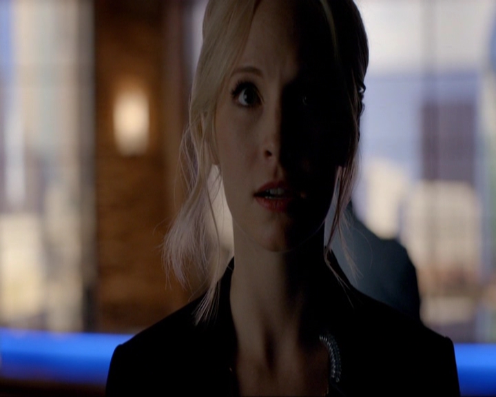 VampireDiariesWorld-dot-nl_7x02NeverLetMeGo2261.jpg