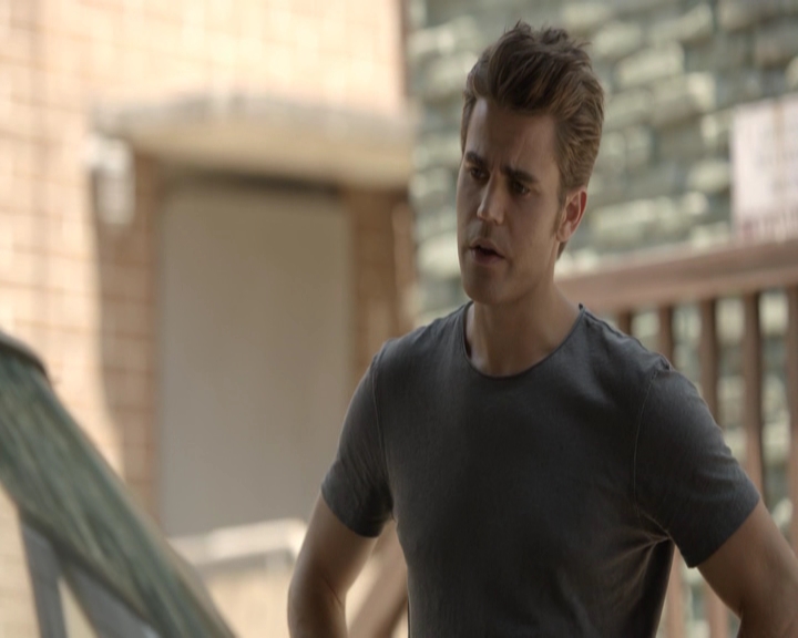 VampireDiariesWorld-dot-nl_7x03AgeOfInnocence-deletedscenes0080.jpg