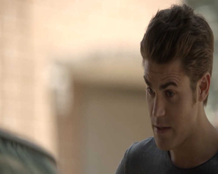 VampireDiariesWorld-dot-nl_7x03AgeOfInnocence-deletedscenes0090.jpg