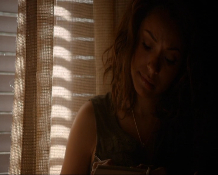 VampireDiariesWorld-dot-nl_7x03AgeOfInnocence0075.jpg
