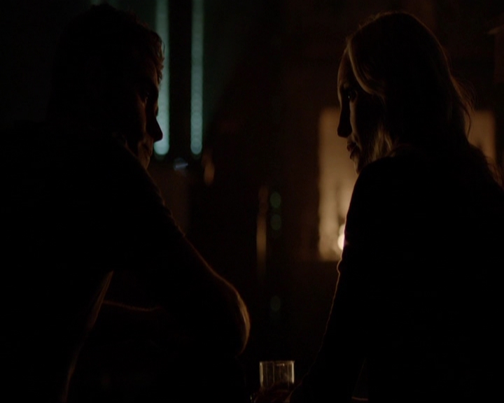 VampireDiariesWorld-dot-nl_7x03AgeOfInnocence2147.jpg