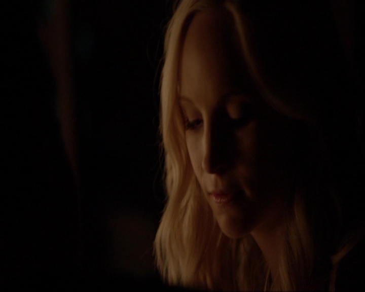 VampireDiariesWorld-dot-nl_7x03AgeOfInnocence2169.jpg