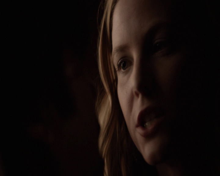 VampireDiariesWorld-dot-nl_7x04ICarryYourHeartWithMe-deletedscenes0048.jpg