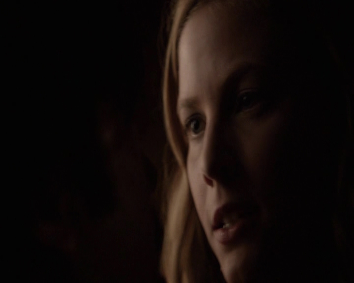 VampireDiariesWorld-dot-nl_7x04ICarryYourHeartWithMe-deletedscenes0049.jpg