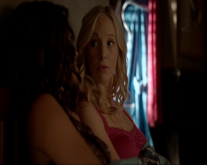 VampireDiariesWorld-dot-nl_7x04ICarryYourHeartWithMe0388.jpg