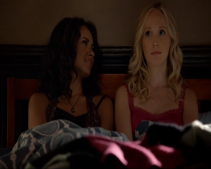 VampireDiariesWorld-dot-nl_7x04ICarryYourHeartWithMe0406.jpg