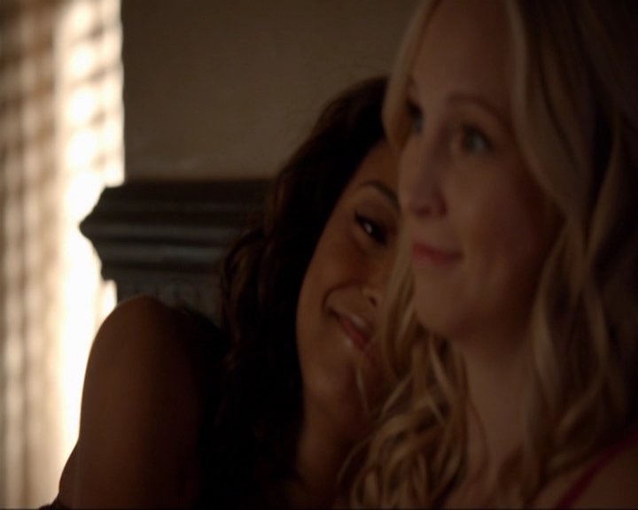 VampireDiariesWorld-dot-nl_7x04ICarryYourHeartWithMe0408.jpg