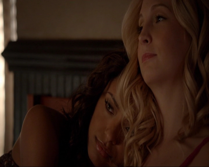 VampireDiariesWorld-dot-nl_7x04ICarryYourHeartWithMe0411.jpg