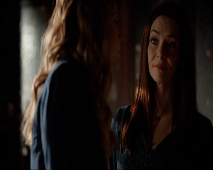 VampireDiariesWorld-dot-nl_7x04ICarryYourHeartWithMe0501.jpg