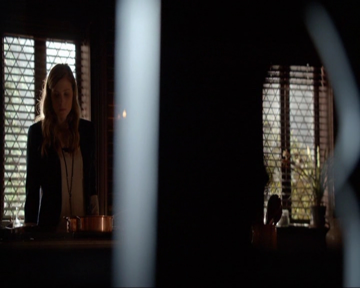 VampireDiariesWorld-dot-nl_7x04ICarryYourHeartWithMe0507.jpg