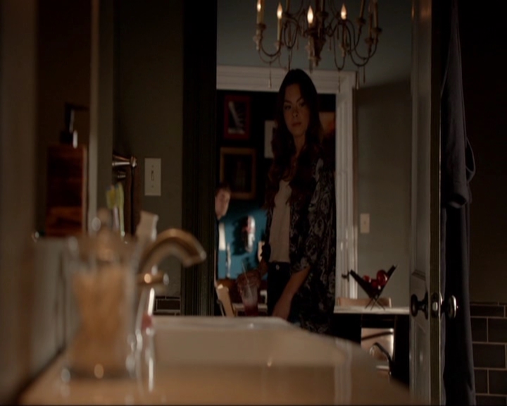 VampireDiariesWorld-dot-nl_7x04ICarryYourHeartWithMe0624.jpg