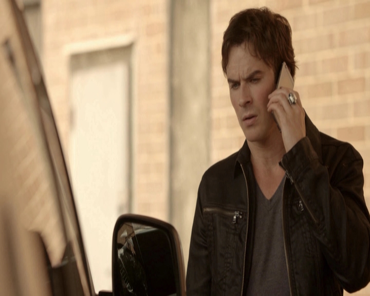 VampireDiariesWorld-dot-nl_7x05LiveThroughThis-deletedscenes0008.jpg