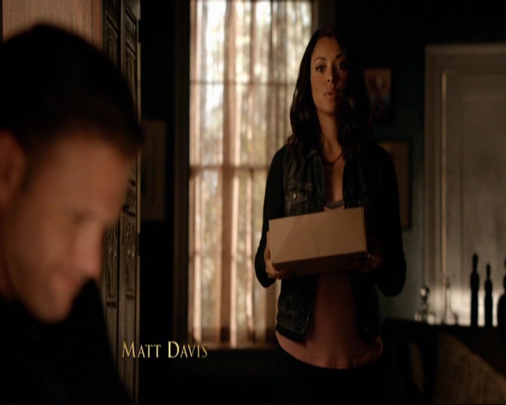 VampireDiariesWorld-dot-nl_7x05LiveThroughThis0120.jpg