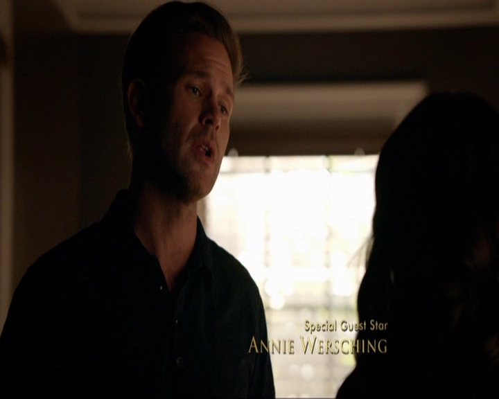 VampireDiariesWorld-dot-nl_7x05LiveThroughThis0128.jpg