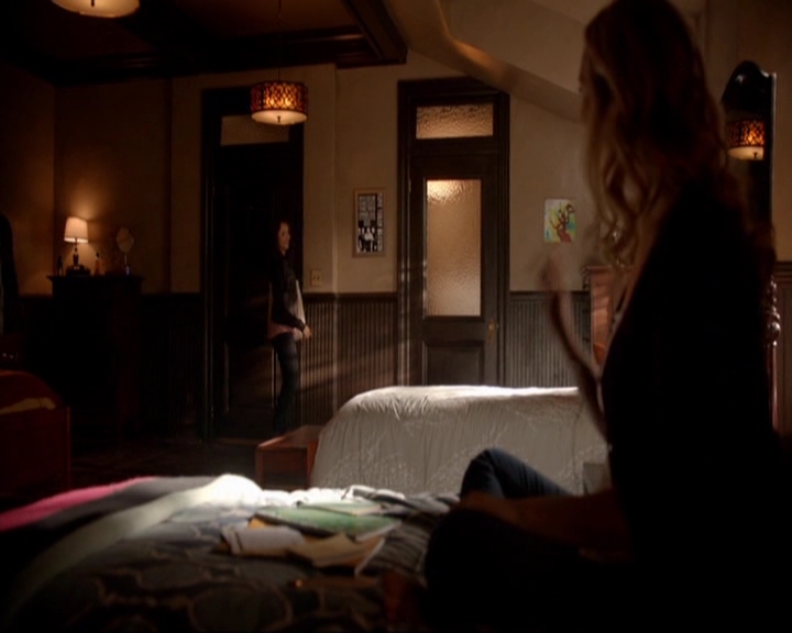 VampireDiariesWorld-dot-nl_7x05LiveThroughThis0569.jpg