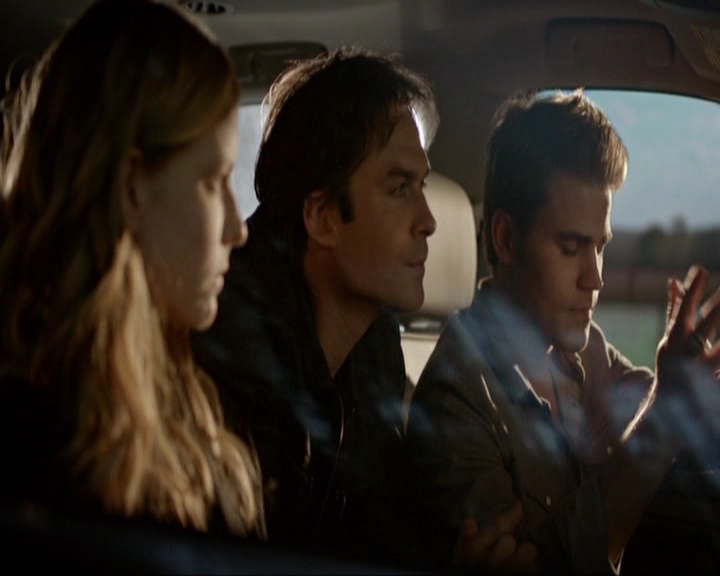 VampireDiariesWorld-dot-nl_7x05LiveThroughThis0652.jpg