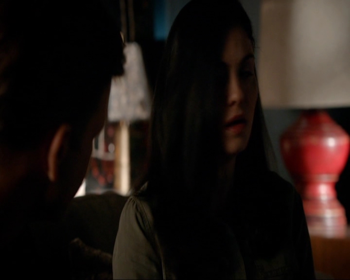 VampireDiariesWorld-dot-nl_7x05LiveThroughThis0666.jpg